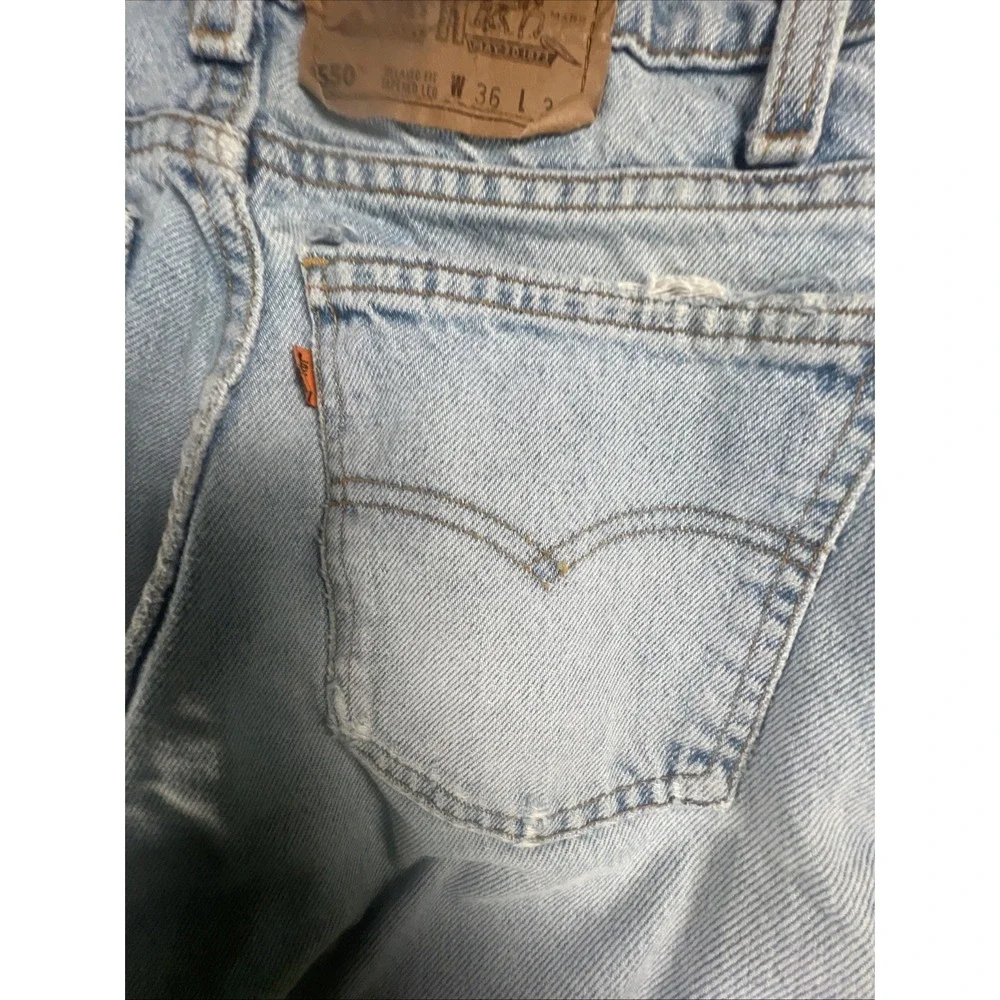 Vintage 90s Levi's 550 Distressed Mens Jeans, 36W 34L, Relaxed Fit Tapered‎ Leg